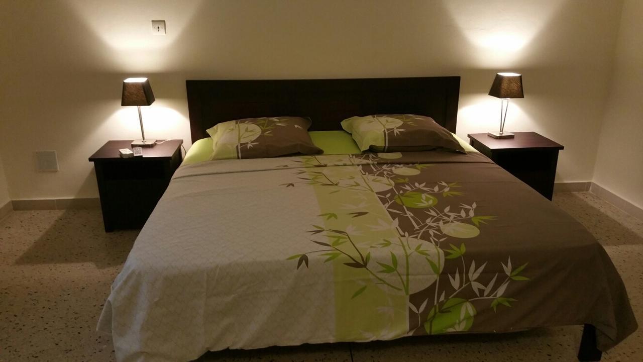 Best View Bed & Breakfast Lome Ngoại thất bức ảnh