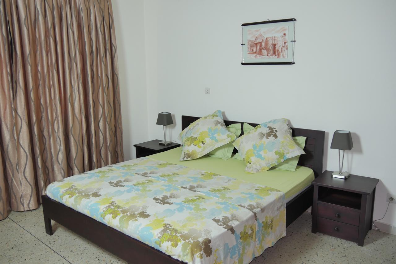 Best View Bed & Breakfast Lome Ngoại thất bức ảnh